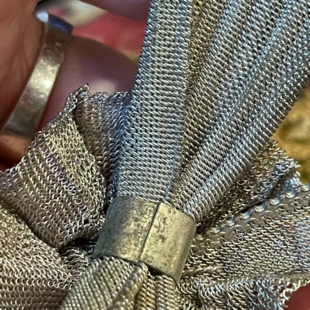 Silver Tone Vintage Metallic Flower Bracelet - Picture 12 of 15